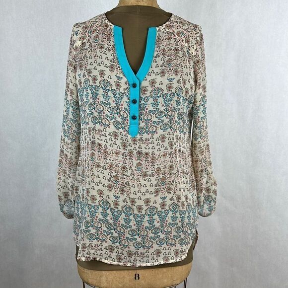 Nick & Mo Tunic Blouse Top Size Small Cream Print Long Length - Picture 1 of 11